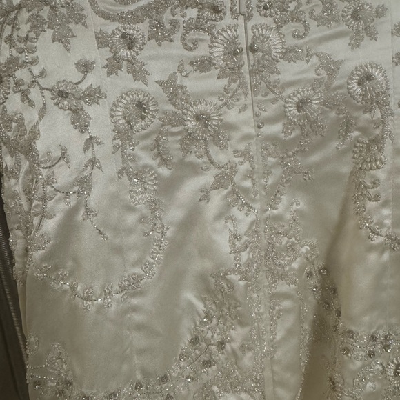 Christine’s Wedding dress on Bling Empire - Picture 13 of 13